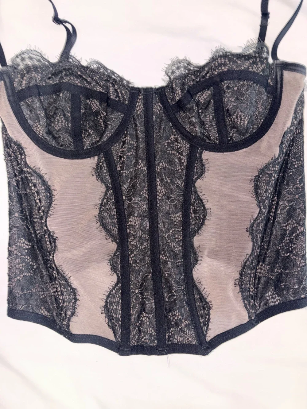 UO Out from Under size M, NWOT - Picture 3 of 15